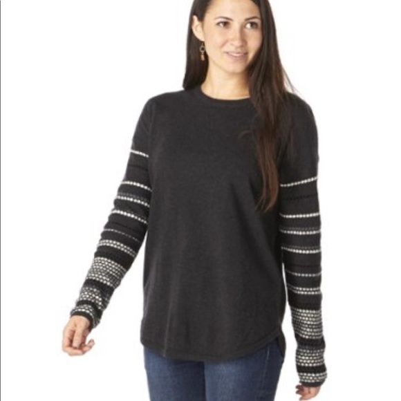 collarless sweater blazer
